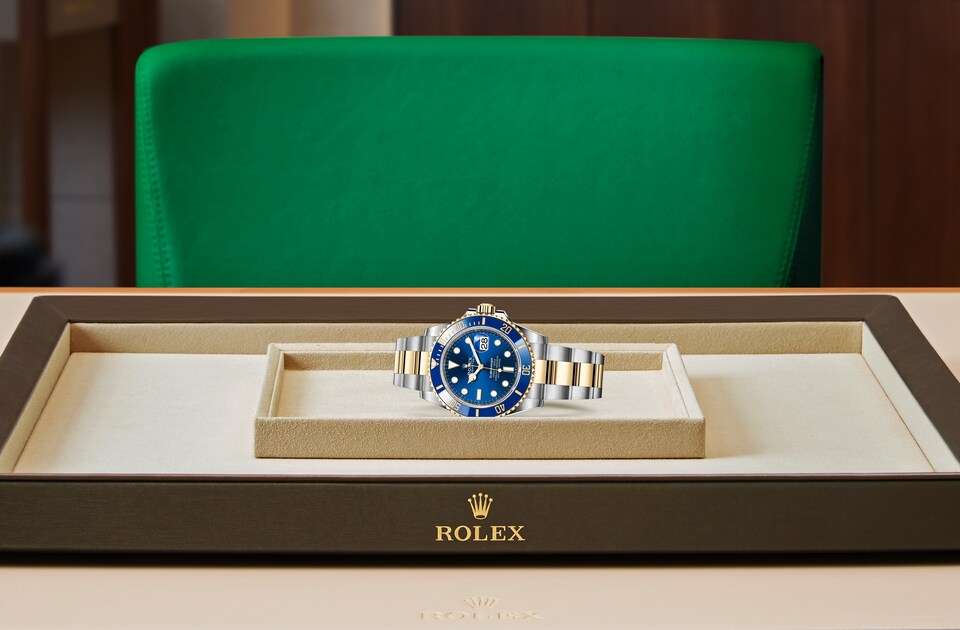 Rolex Submariner | Submariner Date | Coloured dial | Unidirectional Rotatable Bezel | Royal blue dial | Yellow Rolesor | Men Watch | Rolex Official Retailer - THE TIME PLACE SG