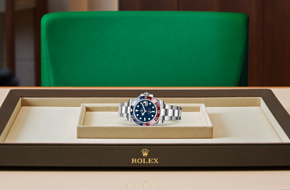 Rolex GMT-Master II | GMT-Master II | Coloured dial | 24-Hour Rotatable Bezel | Midnight blue dial | 18 ct white gold | Men Watch | Rolex Official Retailer - THE TIME PLACE SG