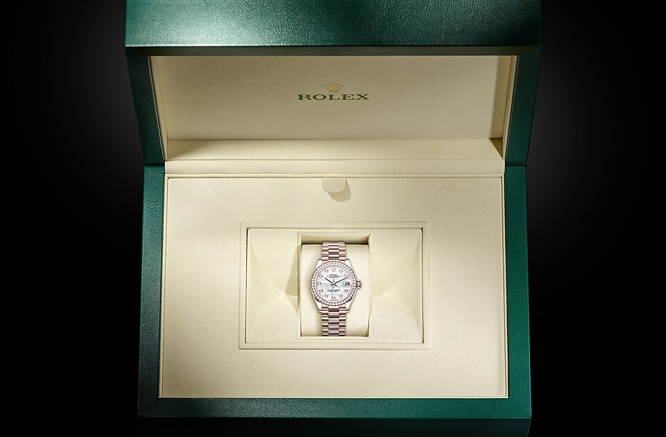 Rolex Datejust | Datejust 31 | Light dial | Mother-of-Pearl Dial | Diamond-Set Bezel | 18 ct Everose gold | Women Watch | Rolex Official Retailer - THE TIME PLACE SG